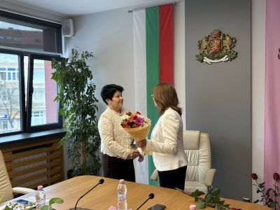 Признание и благодарност: Среща на кмета Галина Стоянова с директорите на здравни заведения 