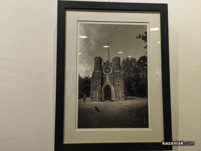Румен Сомов подреди първата си самостоятелна фотографска изложа в Казанлък 