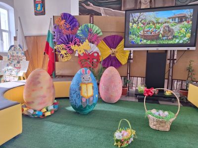 Великденско настроение в Хуманитарната гимназия в Казанлък