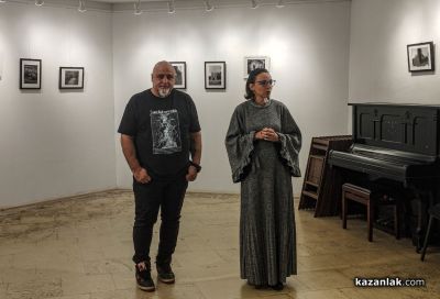 Румен Сомов подреди първата си самостоятелна фотографска изложа в Казанлък 