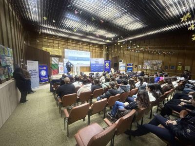 Младежи от цялата страна се събраха в Казанлък за националния семинар на Интеракт