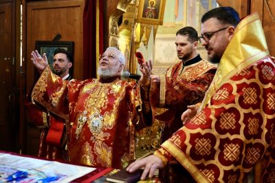 На Светли понеделник - митрополит Киприан служи в храм-паметника “Рождество Христово“