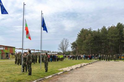 Ученици премериха сили във военно-приложното състезание „Млад рейнджър“ на казанлъшкия учебен полигон „Тюлбе“