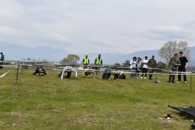 Ученици премериха сили във военно-приложното състезание „Млад рейнджър“ на казанлъшкия учебен полигон „Тюлбе“