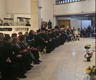 Казанлък се превърна в духовен център с представянето на книгата „Харизанска броеница“ / Новини от Казанлък