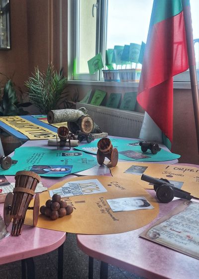 ОУ „Чудомир“ - Казанлък отбеляза 150 години от избухването на Априлското въстание  (1876 – 2026)