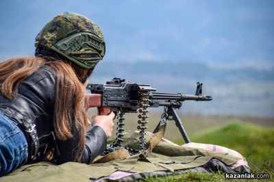 Заключителен етап от подготовката на учениците от клуб “Приятели на армията“ в район Казанлък на 61 СМБ