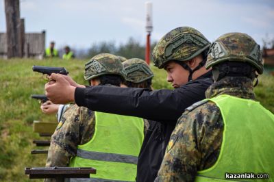 Заключителен етап от подготовката на учениците от клуб “Приятели на армията“ в район Казанлък на 61 СМБ