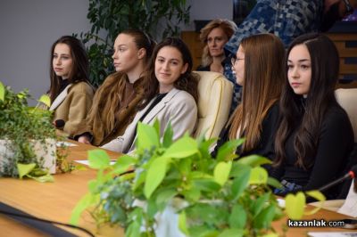 34 девойки влизат в съревнование за короната на Царица Роза 2026