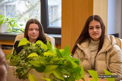 34 девойки влизат в съревнование за короната на Царица Роза 2026