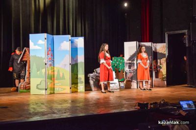 В Казанлък започна IV Национален фестивал „Театрални искри“