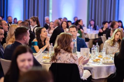 Ротари Казанлък събра 30 000 евро за талантливите деца на града