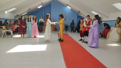 С пъстра и динамична програма бяха отбелязани пролетните празници в ОУ „Мати Болгария“