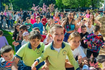 Първоюнски празник в края на април