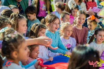 Първоюнски празник в края на април