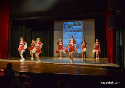 Нови хоризонти за гимназистите: ПГ „Иван Хаджиенов“ представи модерни специалности и силни партньорства