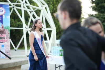 Казанлъчанката Виктория Стойнова стана Мис Тракийски университет 2026 / Новини от Казанлък