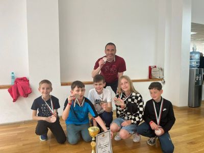 Шахматният тим на ОУ „Мати Болгария“ завоюва бронзово отличие в Кранево 