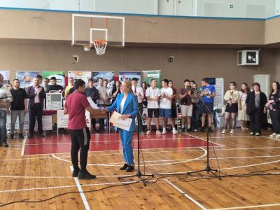 Панорама на професиите събра училищата в Казанлък 