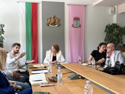 Експертът към ЮНЕСКО д-р Ранд Епих: Археокомплексът запазва историята и културата на тракийските царе