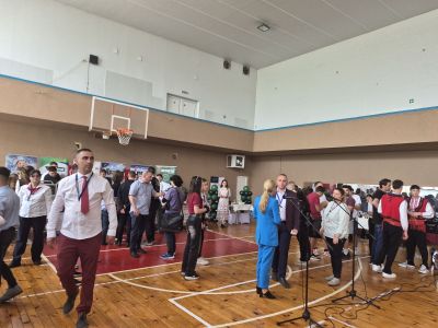 Панорама на професиите събра училищата в Казанлък 