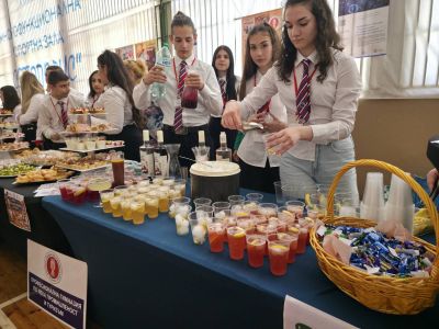 В Казанлък се проведе 14-ата панорама на професионалното образование и кариерното ориентиране