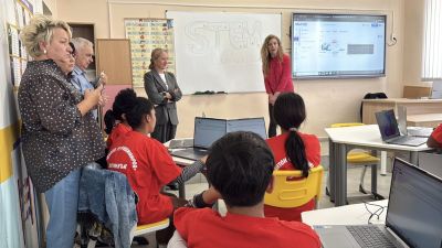 Откриха нов STEM център в ОУ “Антон Страшимиров“