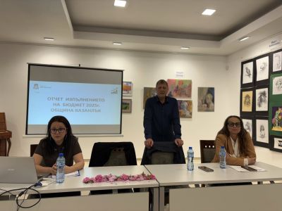 Финансите на Община Казанлък са стабилни, синдикатите благодариха за политиката по доходите  / Новини от Казанлък