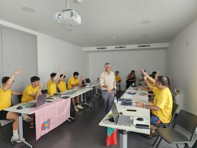 ЦПО към ИКТ Център записва за курс „Разработка на софтуер“ с обучение по роботика в Португалия / Новини от Казанлък