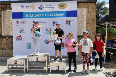Велопразник събра над 100 деца в казанлъшкия парк “Розариум“