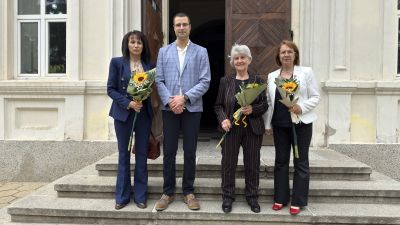 Кметът Стоянова: Хуманитарната гимназия трябва да върне престижа си на първото педагогическо училище в България  / Новини от Казанлък