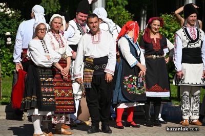 „Тъпан бие, хоро се вие“ в Казанлък 2026