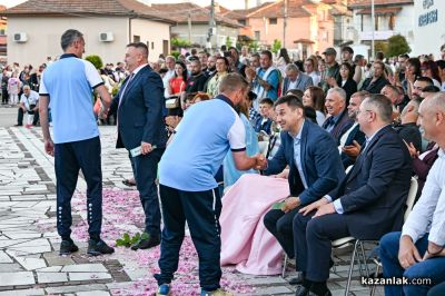 Карнавално шествие в Павел баня