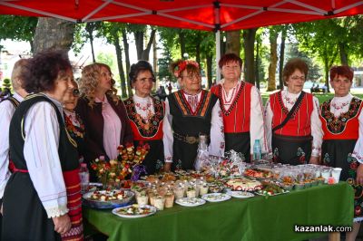 „Селските дворове“ – кулинарно изложение в Павел баня