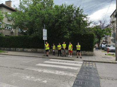 Ученици от ОУ „Мати Болгария“ се включиха в кампания за пътна безопасност