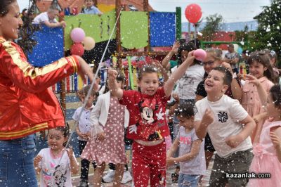 Двоен празник: В Гурково откриха обновения Детски кът „Магариада“ в Деня на детето