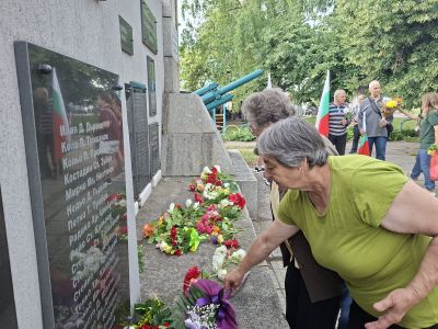 НЧ “Братство 1869”, с. Енина почете Христо Ботев и загиналите