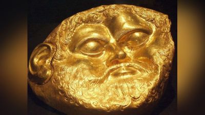 Златната маска от могила “Светицата“ се завръща у дома / Новини от Казанлък