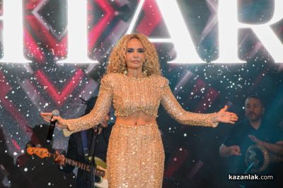 Певицата Ищар и групата The Gypsies в Казанлък 