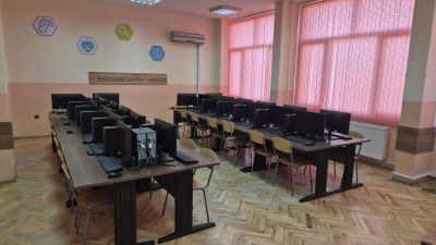 STEM среда и високотехнологично оборудване в ПГ „Иван Хаджиенов“