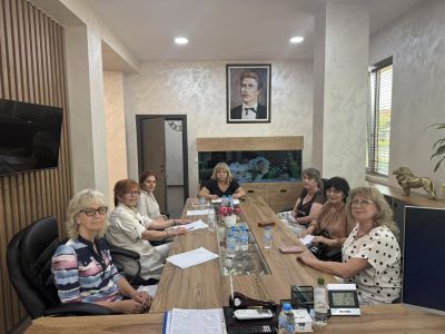 Колективен трудов договор в системата на предучилищното и училищното образование бе подписан в Павел баня  / Новини от Казанлък