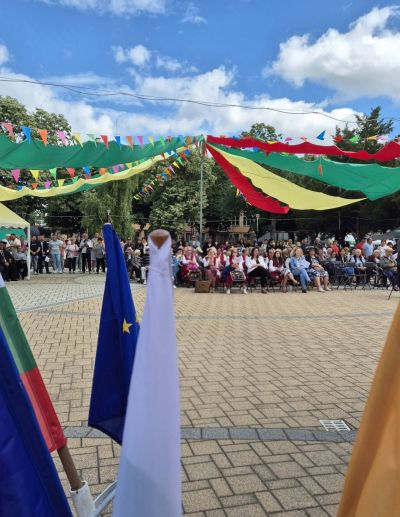 Подножието на николаевската крепост „Асара“ бе огласено от магията на българския дух за трети път