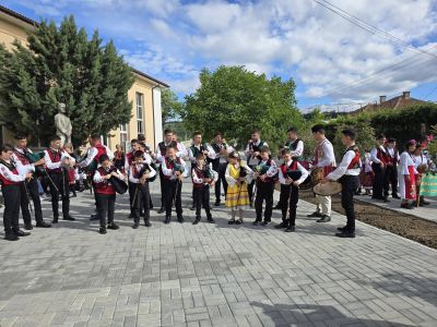 Подножието на николаевската крепост „Асара“ бе огласено от магията на българския дух за трети път