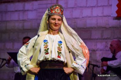 Концерт-спектакъл “Легендата за трите сестри“ на АНПТ “Дунав“ в Етнографски комплекс “Дамасцена“