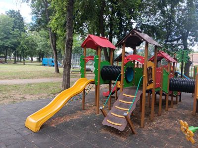 Вандалска проява наложи ремонт на детско съоръжение в Павел баня / Новини от Казанлък