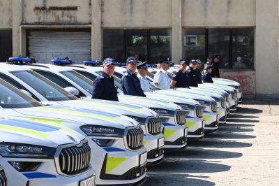 204 нови автомобила вече са в автопарка на столичната и областните дирекции на МВР / Новини от Казанлък