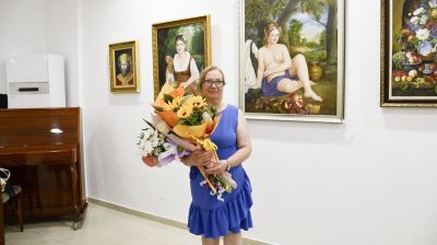 „Цветна магия“ събира творбите на Стоянка Костели (Брава) в Казанлък / Новини от Казанлък
