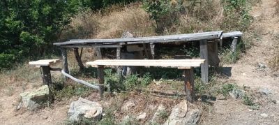 Доброволческа инициатива подобри условията по туристически маршрут край Казанлък
