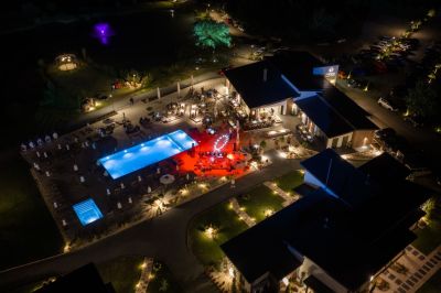 Открийте новото място за летни срещи с приятели и семейството - Maria Village Resort край Павел баня