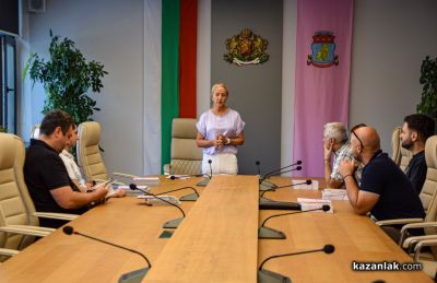 Община Казанлък благодари на фотографите, допринесли за фотоалбума “Казанлък в снимки“